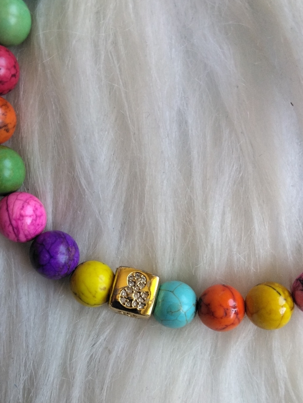 Plus Size Multicolor Howlite Rhinestone Stretchy Bracelet - Picture 2 of 4